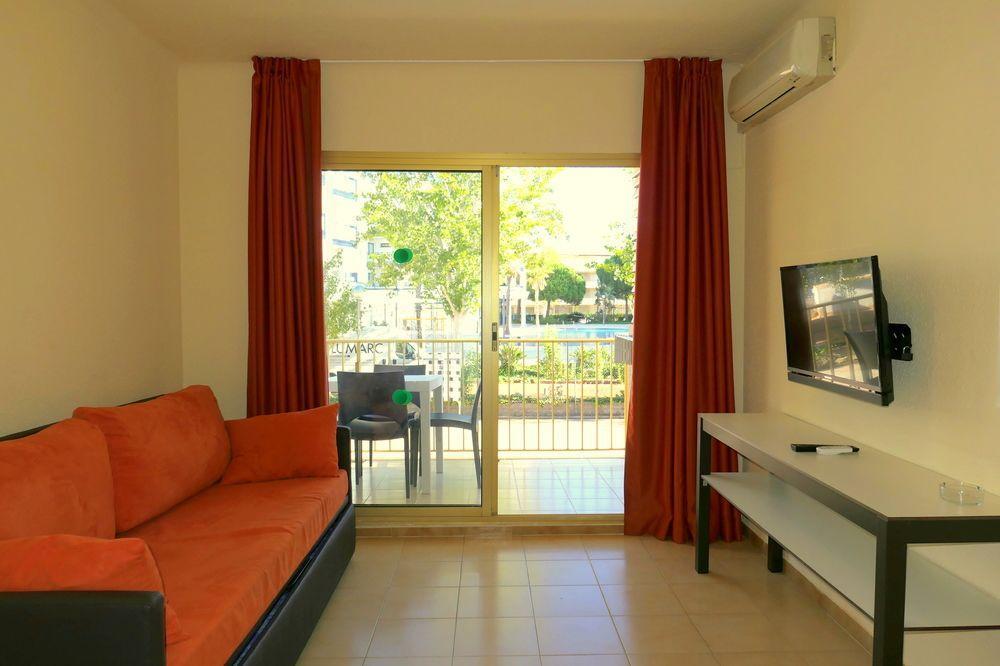 Rentalmar Pins Marina Cambrils Exterior photo
